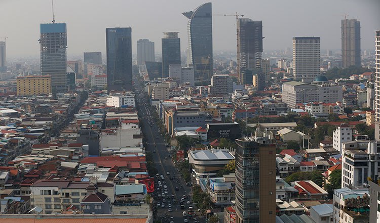 កំណើនអាគារខ្ពស់ៗក្នុងទីក្រុងភ្នំពេញ ប្រទេសកម្ពុជា