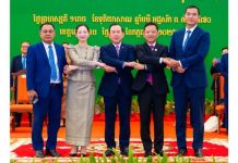 រដ្ឋមន្រ្តីក្រសួងចំនួនបីរៀបចំផែនការលើវត្ថុអនុស្សាវរីយ៍ខ្មែរ ជាស្នាដៃសិប្បកម្មមូលដ្ឋាន ឆ្ពោះទៅកាន់ “ការទូតទេសចរណ៍”