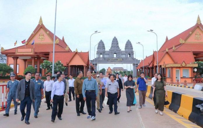 Cambodia-Vietnam-Border-Transportation