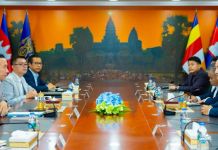Minister Supports the Organization of a Motor Sports Tourism Event in Cambodia