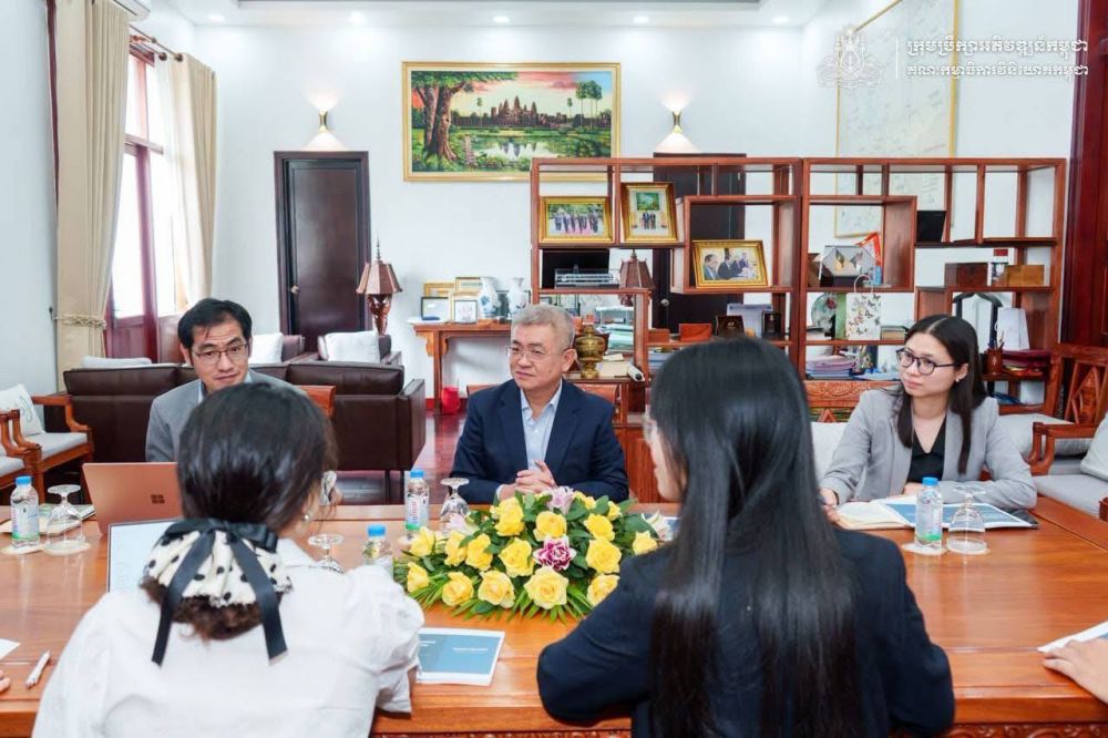 គណៈប្រតិភូក្រុមហ៊ុន QINGDAO JIFA GROUP ដែលដឹកនាំដោយលោកស្រី Chen Shuangyin ប្រធានក្រុមហ៊ុន គណៈប្រតិភូក្រុមហ៊ុន QINGDAO JIFA GROUP ដែលដឹកនាំដោយលោកស្រី Chen Shuangyin ប្រធានក្រុមហ៊ុន
