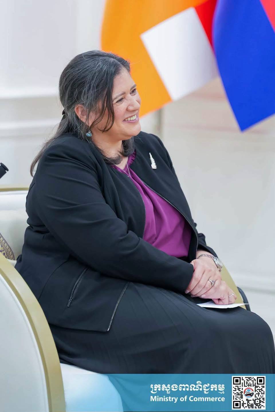 លោកជំទាវ Raylene Siale Tagaloa Liufalani ឯកអគ្គរដ្ឋទូតប្រទេសនូវែលសេឡង់ប្រចាំកម្ពុជា